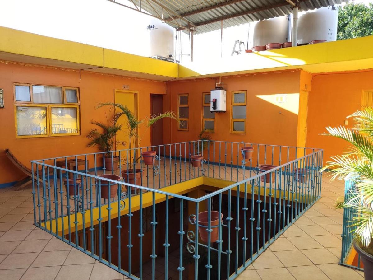 Hostal Zipolite Arteaga Oaxaca Eksteriør billede