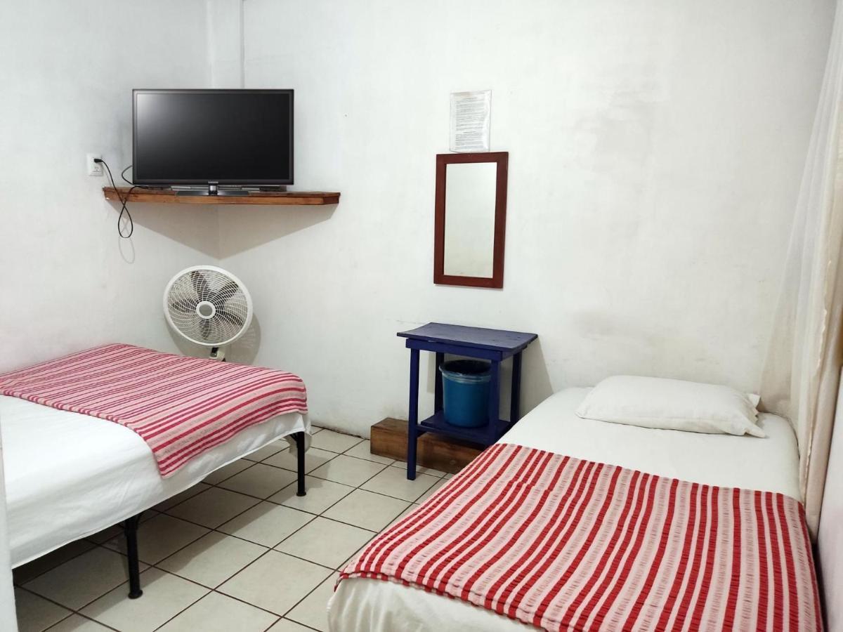 Hostal Zipolite Arteaga Oaxaca Eksteriør billede