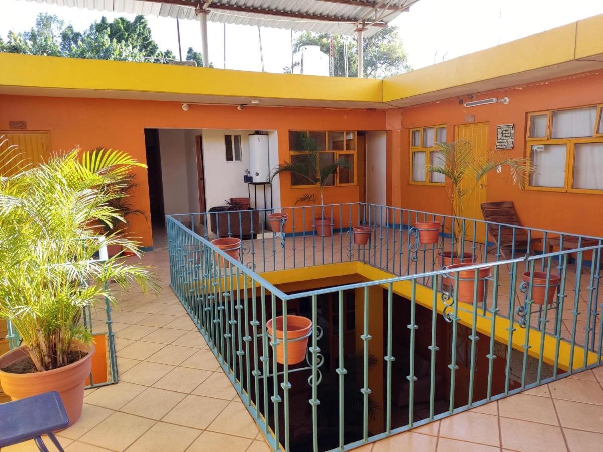 Hostal Zipolite Arteaga Oaxaca Eksteriør billede