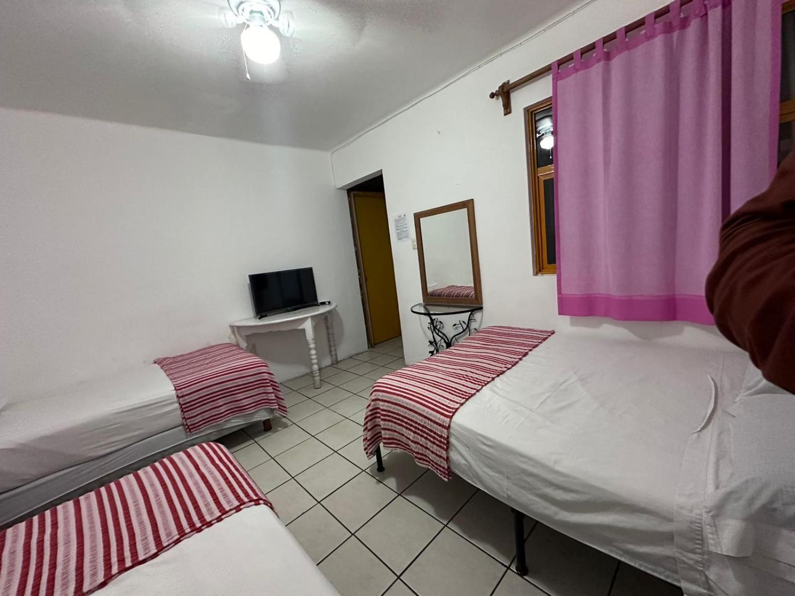 Hostal Zipolite Arteaga Oaxaca Eksteriør billede