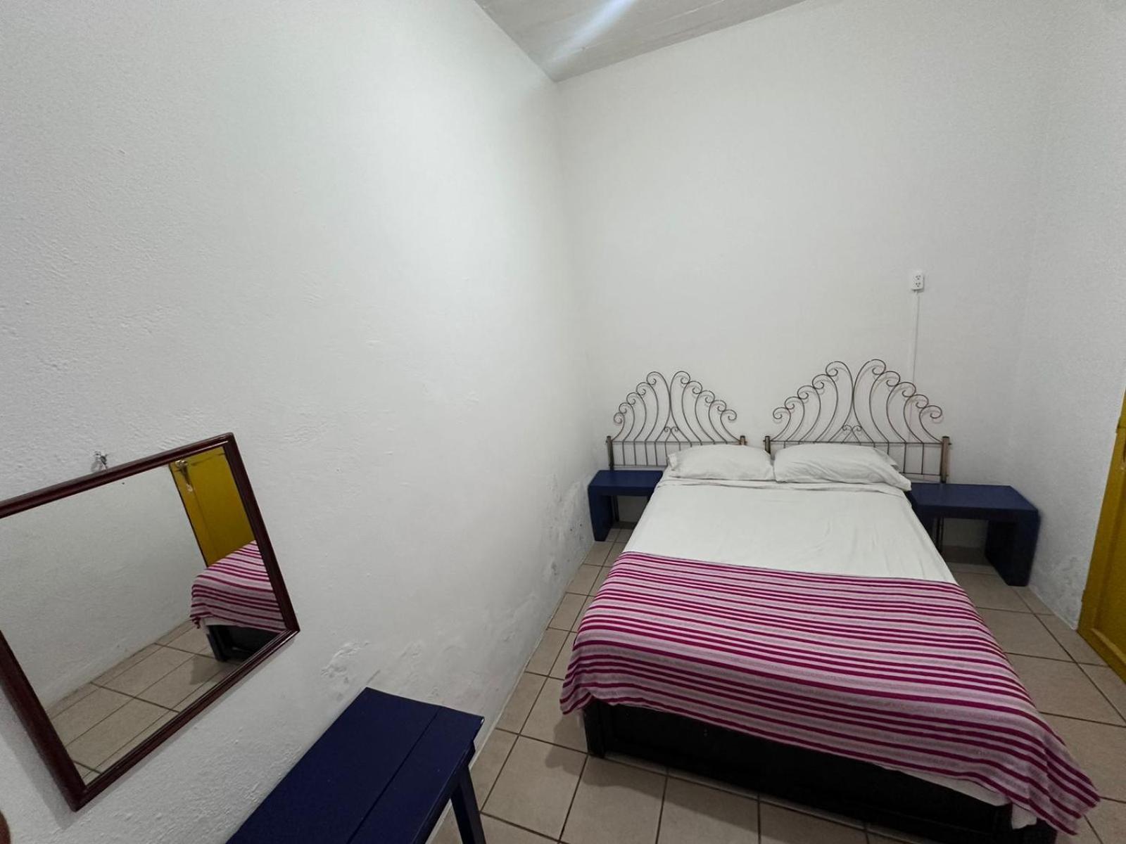 Hostal Zipolite Arteaga Oaxaca Eksteriør billede